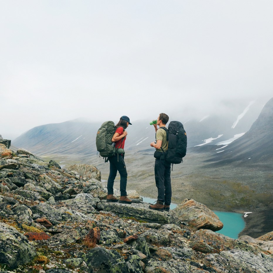 Fjällräven Pantaloni De Vară Abisko Albastru Indigo-bleumarin închis Cu Scurti